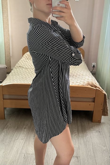 Плаття з довгими рукавами