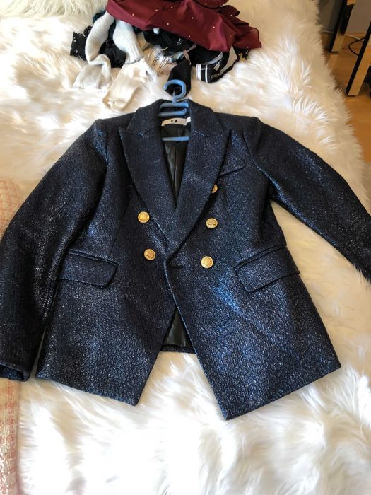 blazer azul petroleo com brilhantes e botoes dourados tamanho s