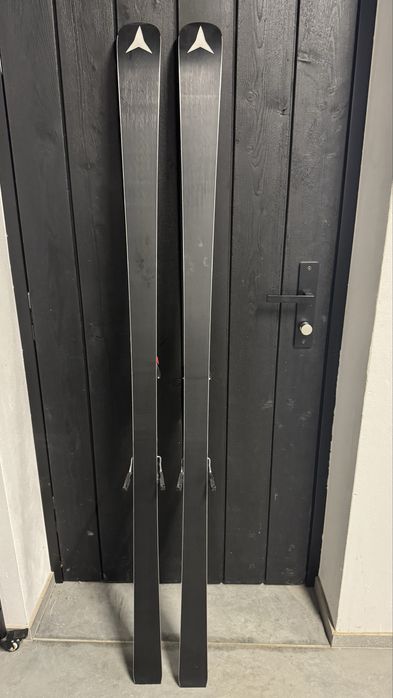 narty Atomic Redster G9 FIS 180cm + wiązania