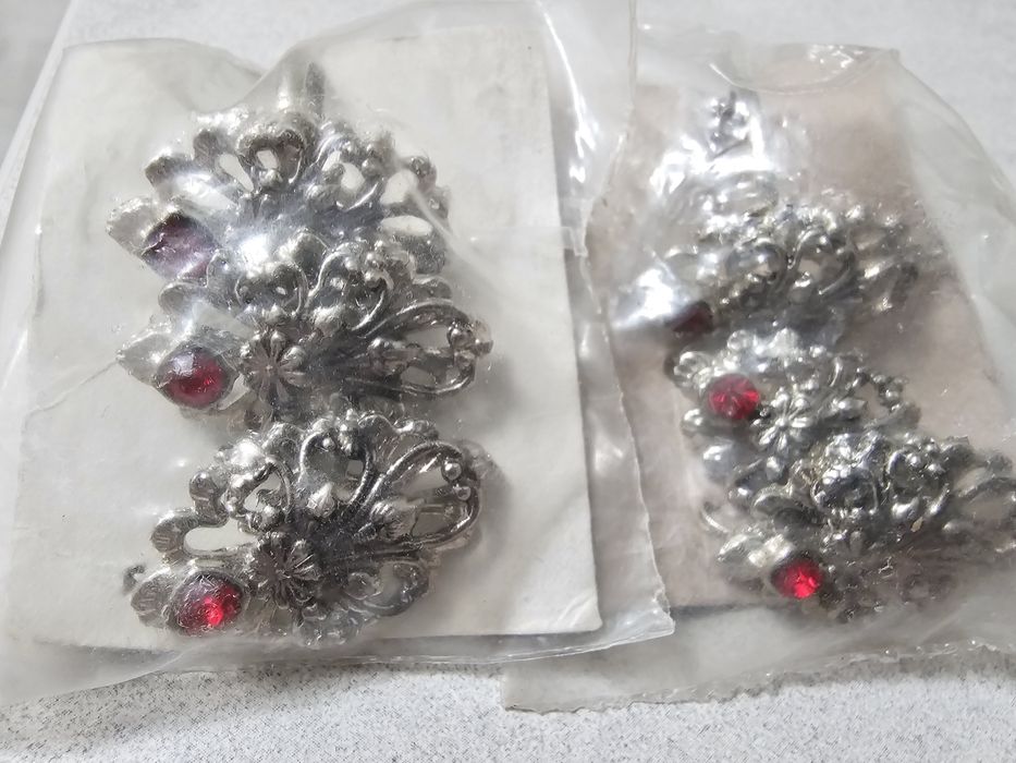 Прикраси, сережки, набори , колечка