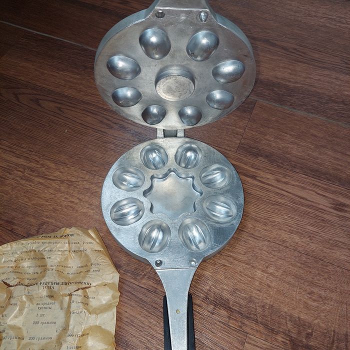 Форма СССР новая  для выпечки орешков печенья со сгущёнкой орешница
