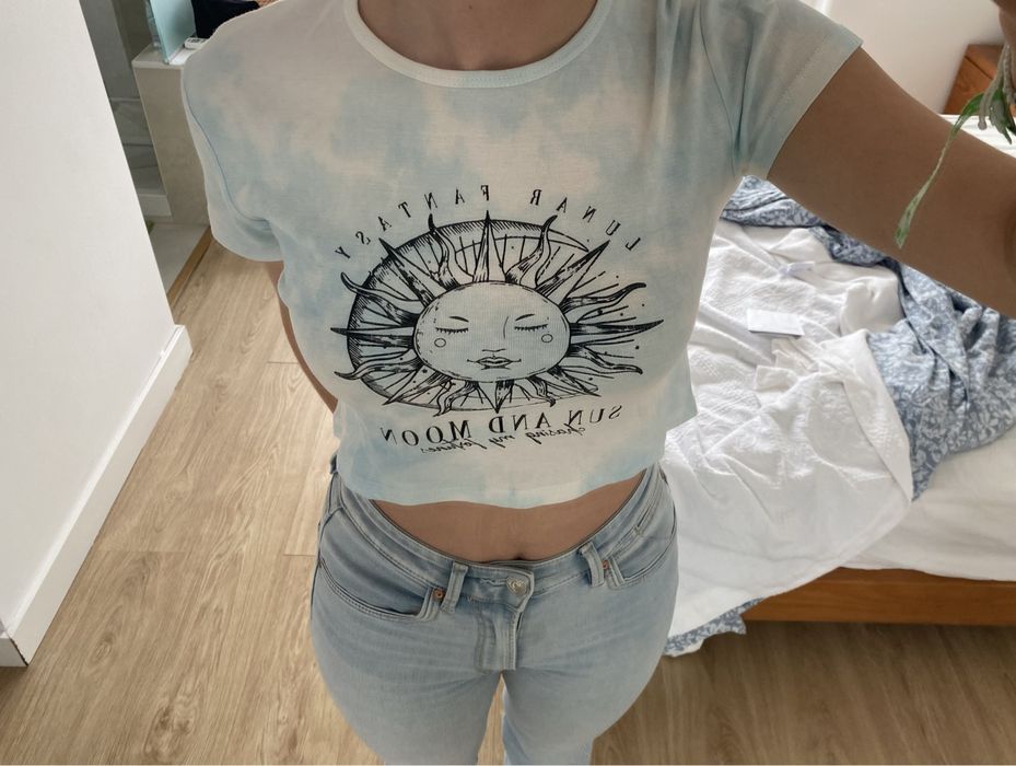 Camisola azul e branca da pull and bear
