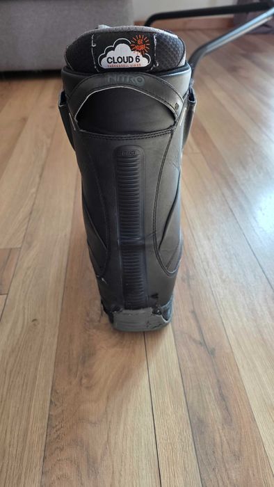 Buty snowboardowe Nitro Venture TLS r. 45 1/3 (30 cm)