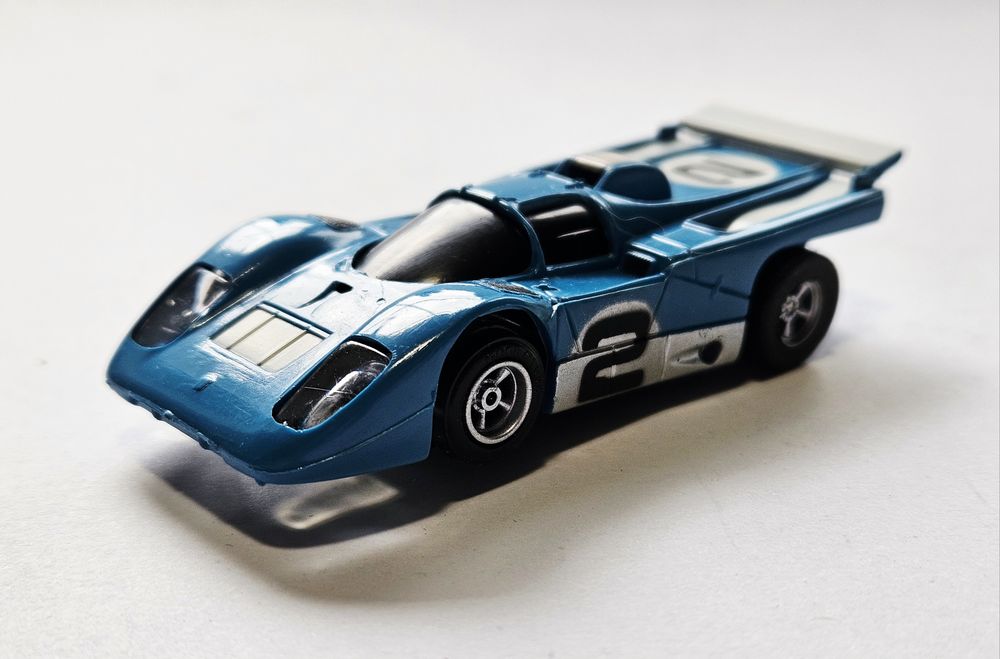 Model z lat 1970 Faller Aurora AFX Ferrari 512M niebieski