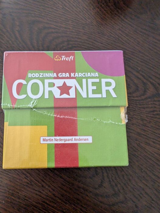 Gra karciana Corner Trefl