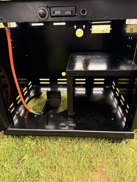 Grill gazowy Broil King Regal 490 + Rożen Pokrowiec Podswietlane pokrętla