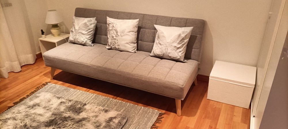 Sofa cama ( conforama ).  Modelo olivia.