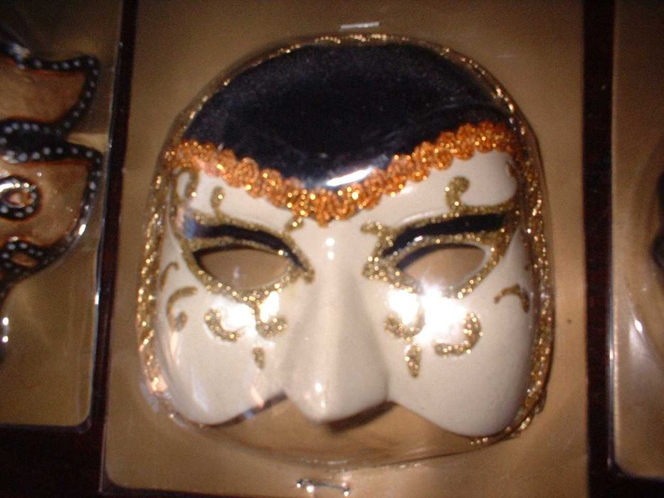 Máscaras Venezianas pintadas à mão