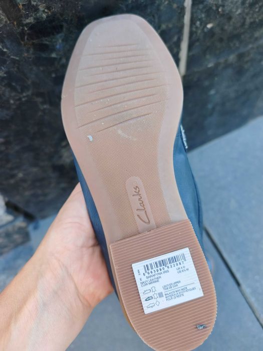 Лофери, балетки Clarks