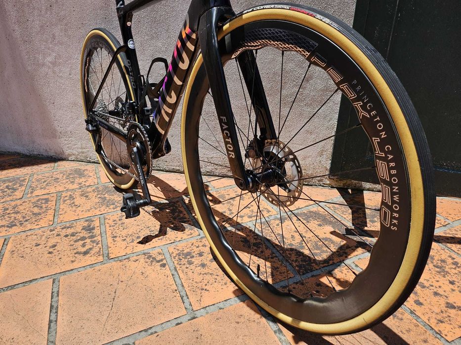 Bicicleta Como NOVA Factor Ostro Vam