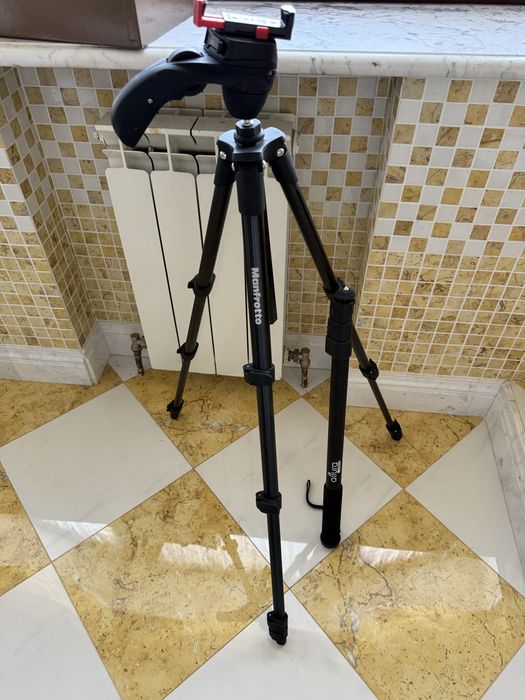 Штатив Manfrotto та монопод