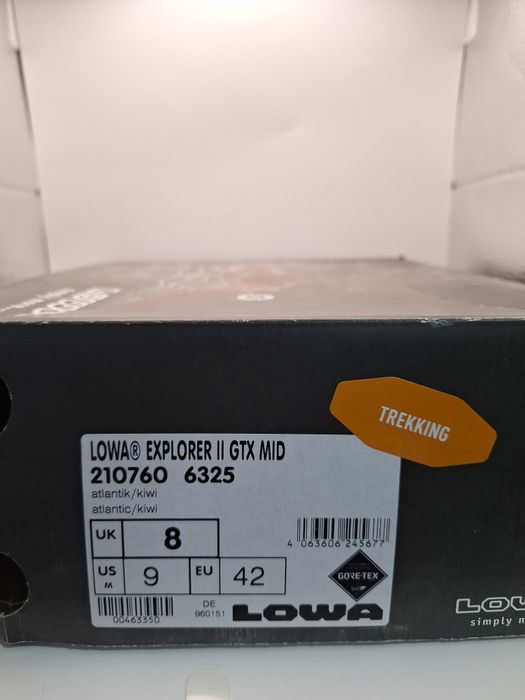 Buty trekingowe LOWA unisex 42 GORE-TEX vibram