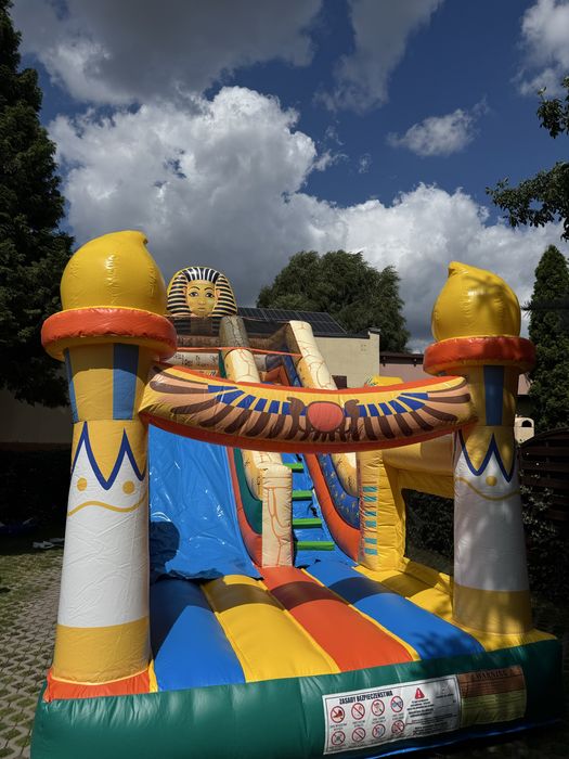 dmuchaniec zjeżdżalnia dmuchana dmuchany zamek faraon