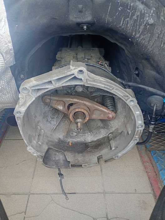 skrzynia biegów bmw 116 f20 kod silnika n47 D16A tylny most bmw 116 chlodnice