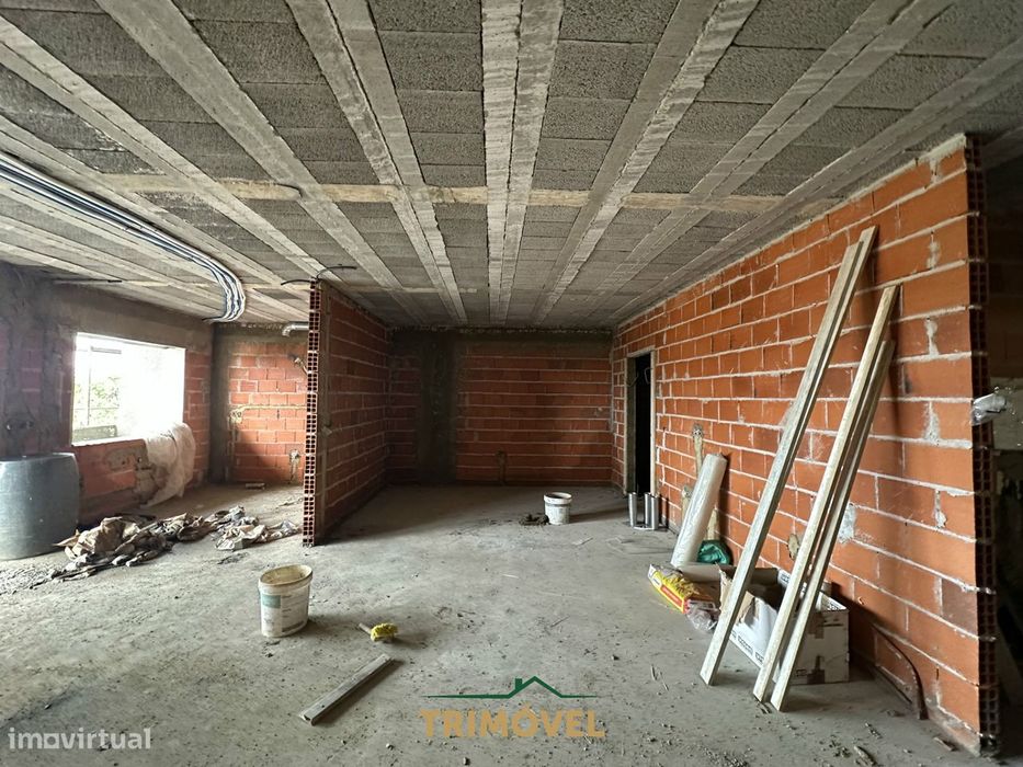 Apartamento T2+1 Venda em Loureiro,Oliveira de Azeméis — Loureiro, Aveiro