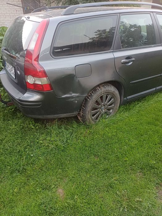 Volvo v50 2.0 d. 2004r