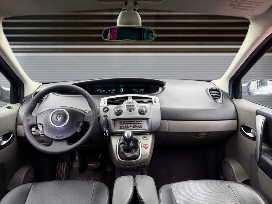 Renault Scénic Exclusive 1.5dCi Full Extras c/Garantia - 99€ p/mês