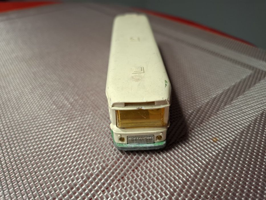 Majorette autobus skala 1:87