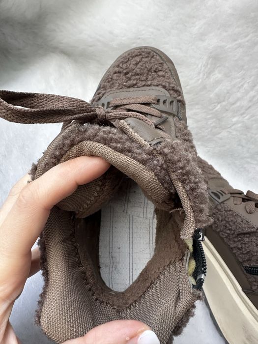 Жіночі зимові кросівки/ботинки
