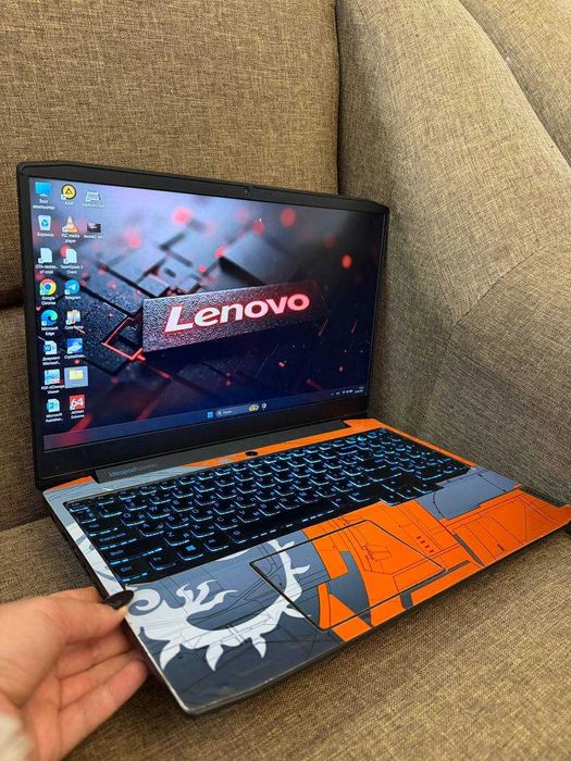 Lenovo GTX1650\i5-10300h\8ram-ssd+hdd