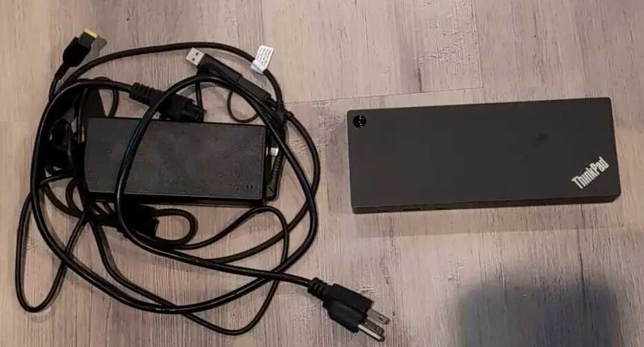 Док станція ThinkPad Hybrid USB-C 40AF