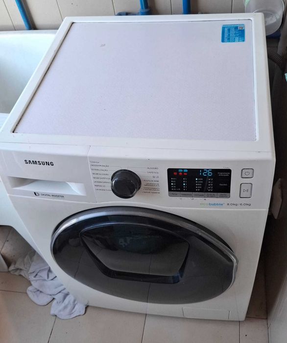 Máquina de Lavar e Secar Roupa Samsung EcoBubble 8/6 kg