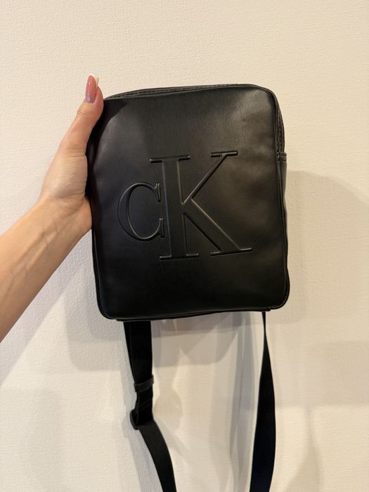 Нова оригінальна чоловіча сумка Calvin Klein