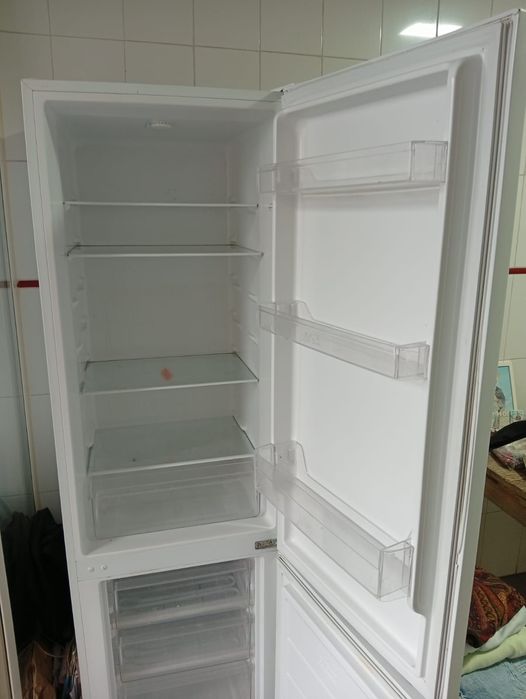 Frigorífico Em bom estado
