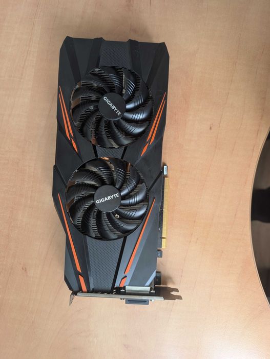 GIGABYTE NVIDIA GeForce GTX 1070  8GB відеокарти