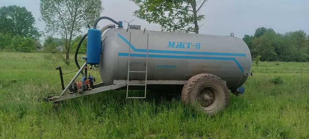 Бочка МЖТ-8 для навозу вакуумна, асенізаційна, розкидач 10-12 метрів в наявності