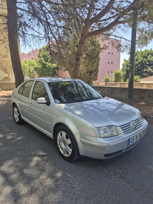 Bora 1.9 TDI Highline 115cv