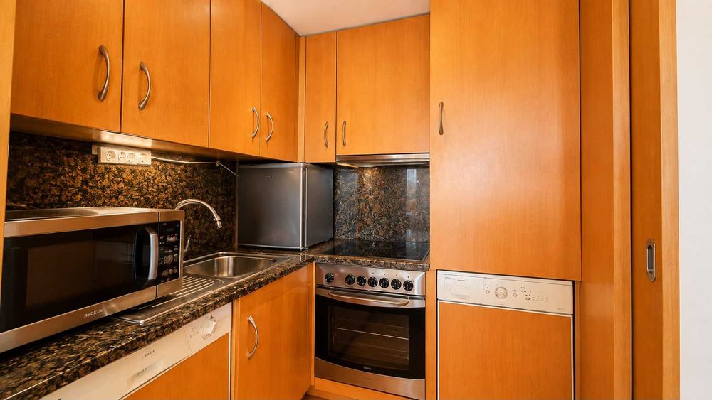 APARTAMENTO T1 MOBILADO E EQUIPADO