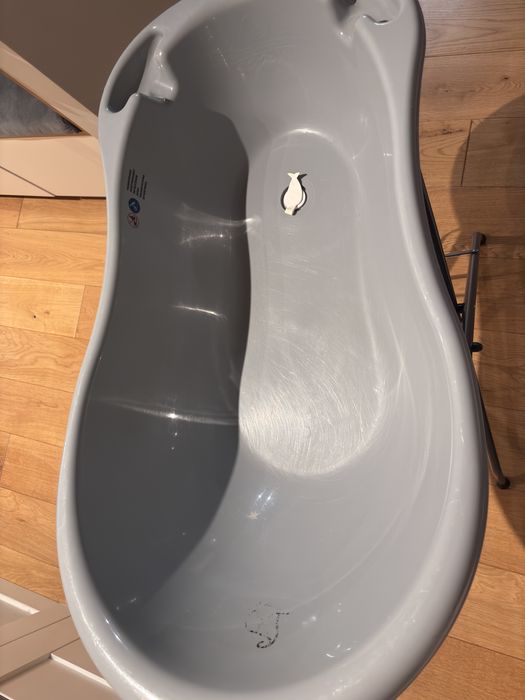 Wanienka ze stelażem