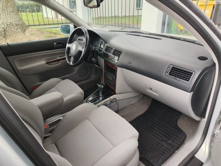 Volkswagen Bora 2005r 2.3 V5 Automat Stan BDB