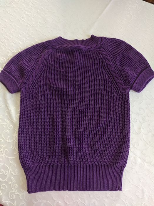 Sweter z krótkimi rękawami