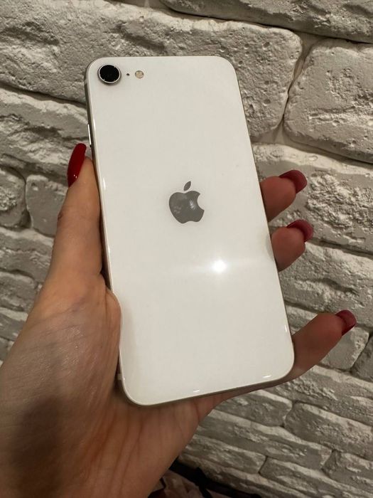 iPhone SE 2020 128 ГБ білий