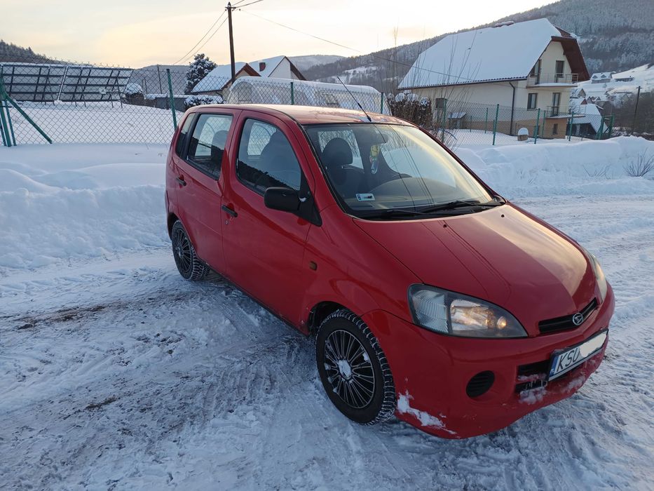 DAIHATSU YRV 2002 4X4, długie opłaty Stryszawa • OLX.pl