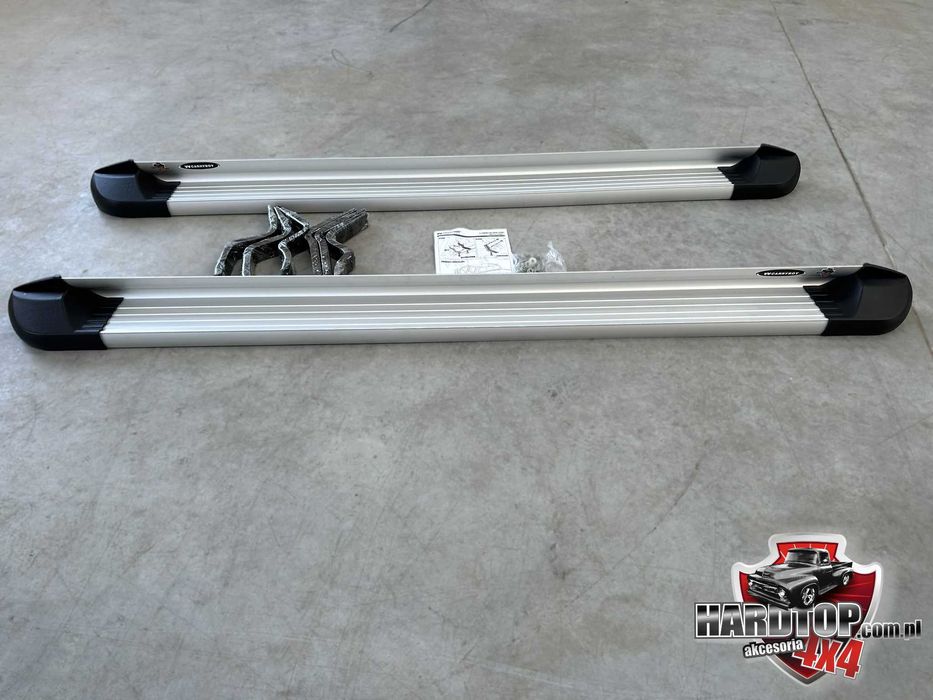 Progi Stopnie Boczne do wsiadania Aluminiowe Toyota Hilux 2015 - 2025+
