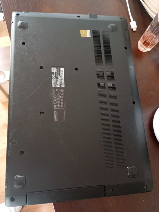 sprzedam lenovo idepad 15lby procesor 4rdzenie intel pentium cpu n3540,2,16ghz,2,16ghz,okazja cena 230zl