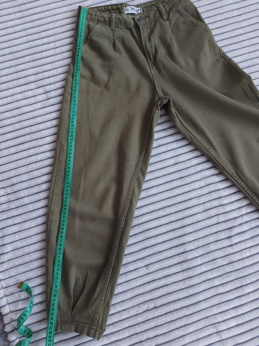 Продам джинсы, колір хакі