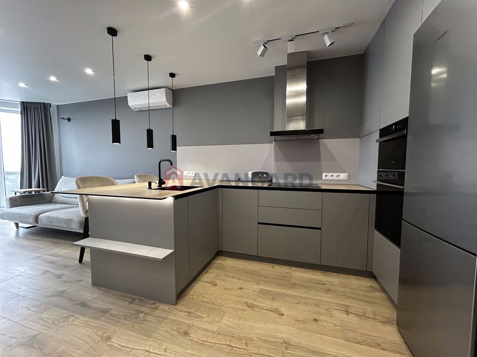 Продаж 1 кімнатна 47 м2 з преміальним ремонтом та повною комплектацією