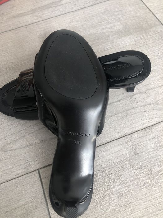 Klapki Gino Rossi 35 skóra naturalna