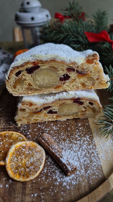 Штолен, штоллен, Різдвяна випічка