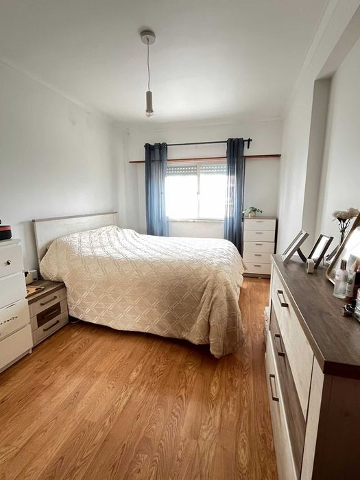 Apartamento T2 com Terraço Mem Martins
