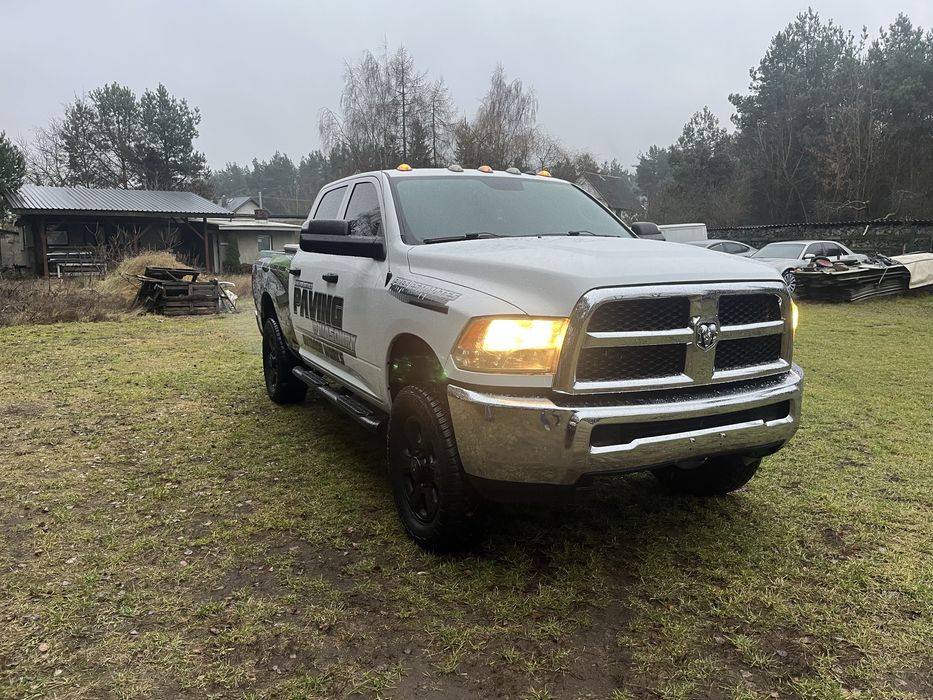 RAM 2500 V8 Heavy Duty 4x4