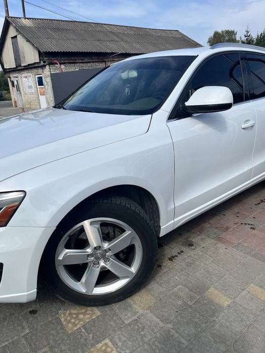 Audi q5 2011.