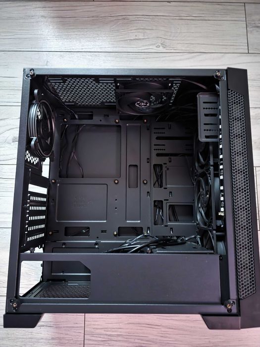 Obudowa Silentium PC Armis AR3 TG