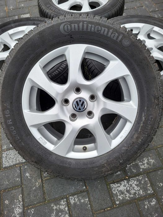 K228 Koła zimowe 16 Cali 5x112 Continental 215/60/16 8mm 22r VW Passat