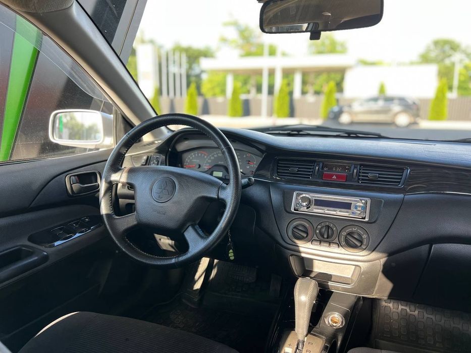 Mitsubishi Lancer