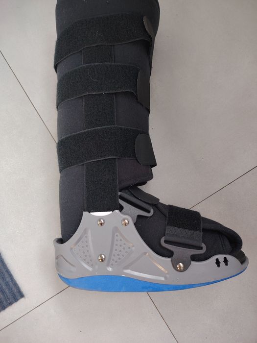 Bota ortopédica tamanhoM